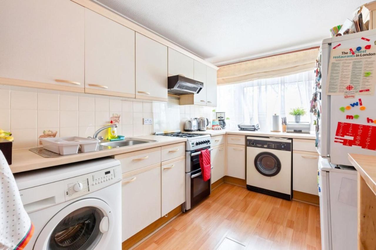 Spacious 2 Bedroom Apartment in Cricklewood Londres Exterior foto