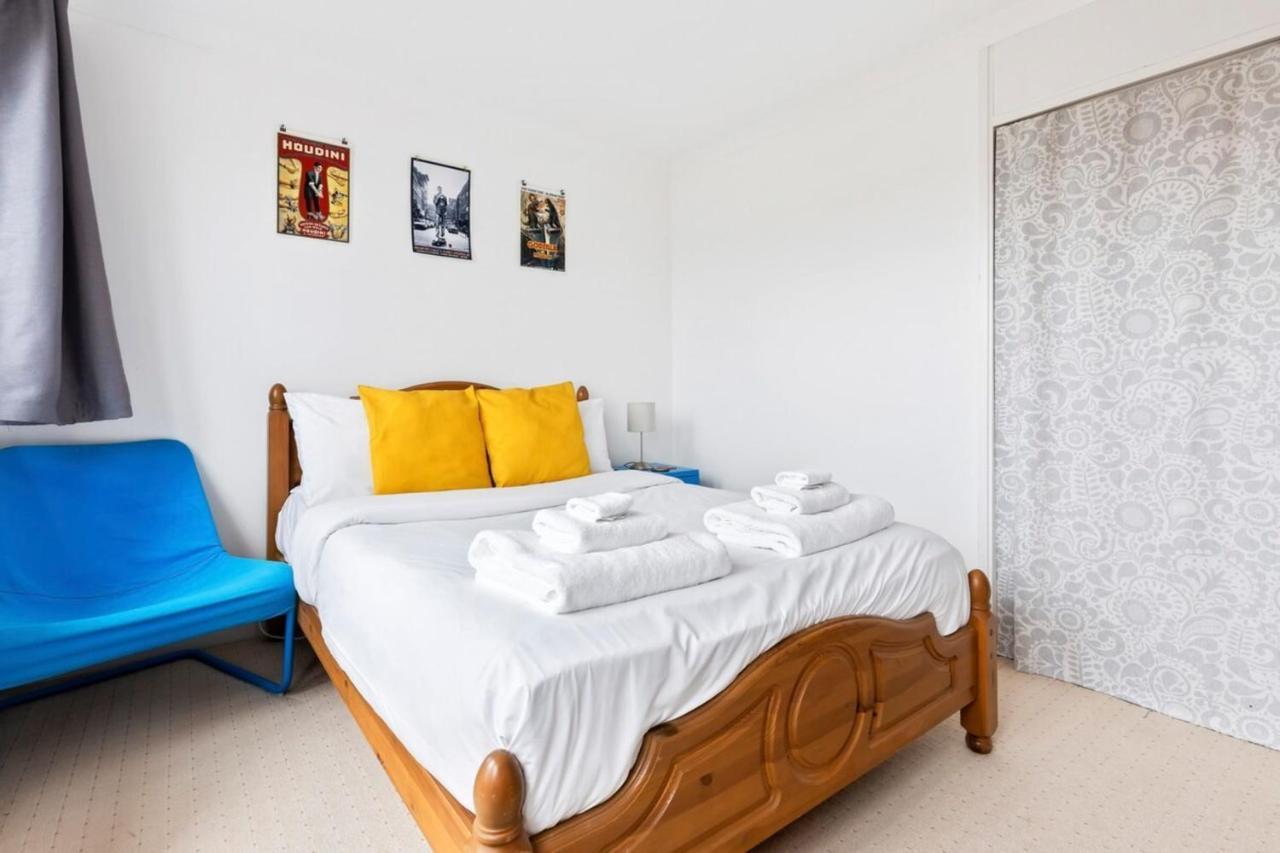 Spacious 2 Bedroom Apartment in Cricklewood Londres Exterior foto
