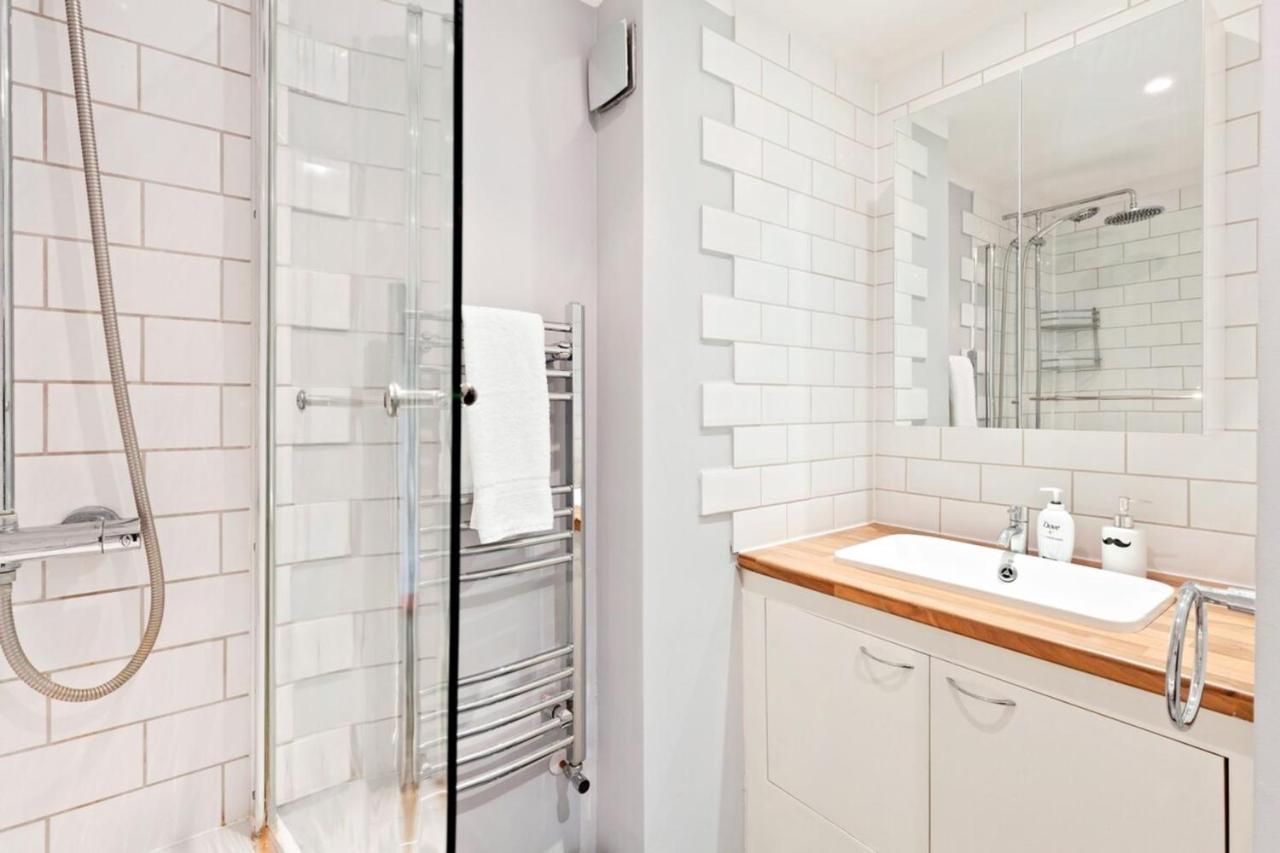 Spacious 2 Bedroom Apartment in Cricklewood Londres Exterior foto